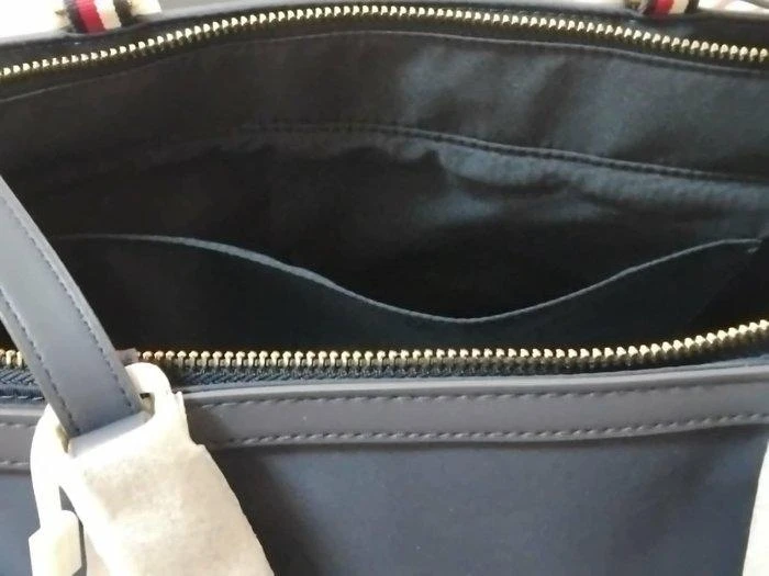 Tommy Hilfiger Essential Tote – photo 12